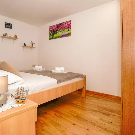 公寓 Hidden Gem In Diocletian Palace Old Town Center