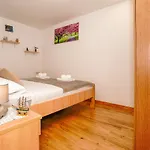 Apartman Hidden Gem In Diocletian Palace Old Town Center