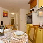 Apartman Hidden Gem In Diocletian Palace Old Town Center