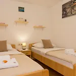 Hidden Gem In Diocletian Palace Old Town Center Apartman